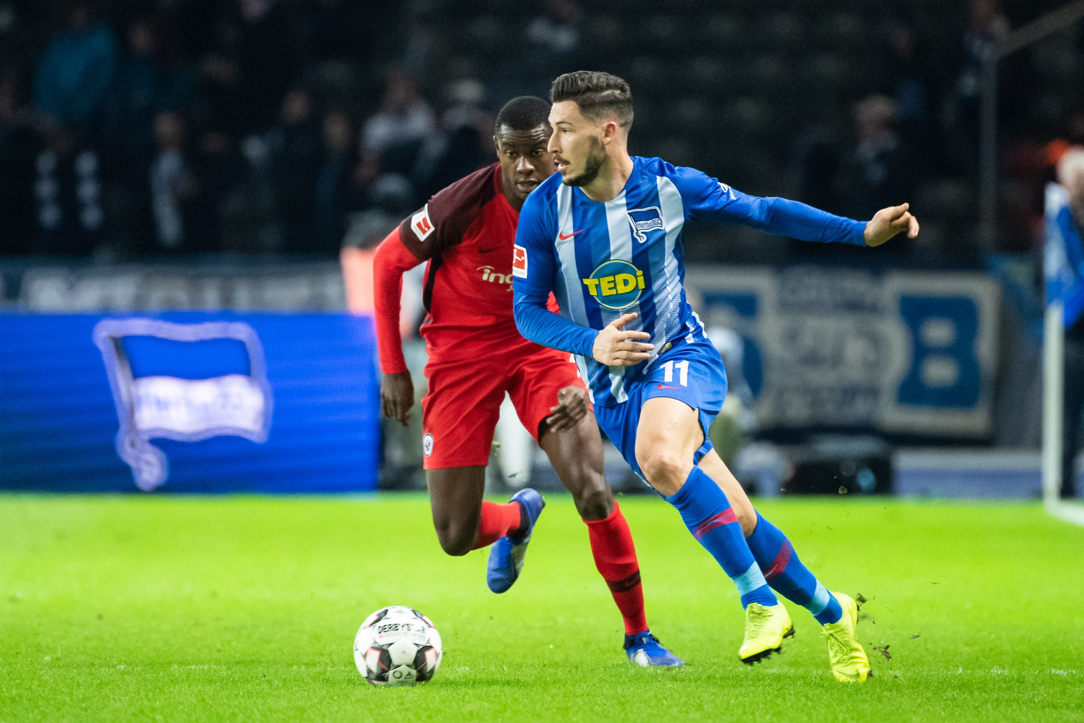 通德拉主场出现葡萄牙杯官方赞助商的竞争对手广告，被罚816欧