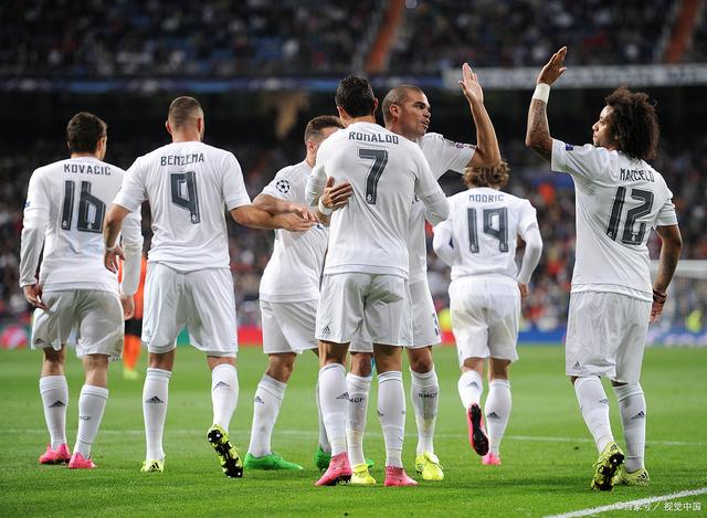 前裁判：米兰确实不该被判点球，但主裁判给的理由有问题