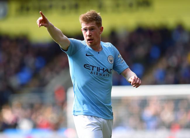 门将成最大主角，连续神扑吓傻对手